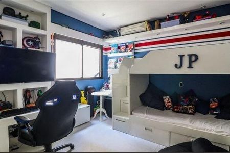 Apartamento à venda com 3 quartos, 182m² em Moema, São Paulo