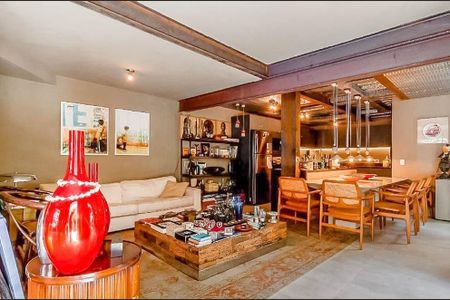 Casa à venda com 2 quartos, 170m² em Vila Alice, Santo André