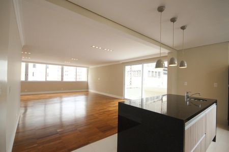 Apartamento à venda com 210m², 2 quartos e 2 vagas