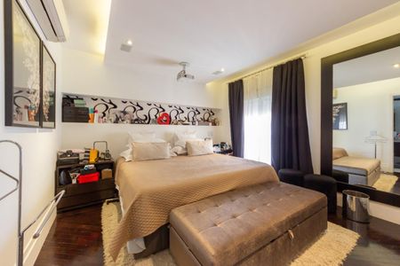 Apartamento à venda com 3 quartos, 212m² em Vila Nova Conceição, São Paulo