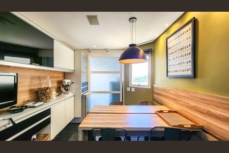 Apartamento à venda com 212m², 3 quartos e 4 vagas