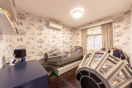 Apartamento à venda com 212m², 3 quartos e 4 vagas