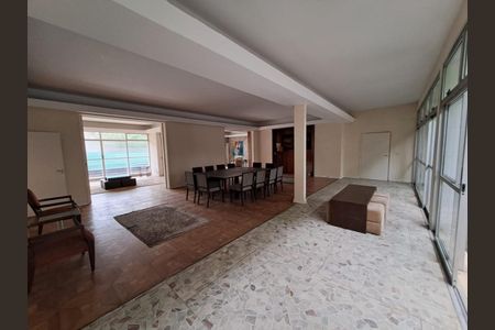 Casa à venda com 4 quartos, 750m² em Moema, São Paulo