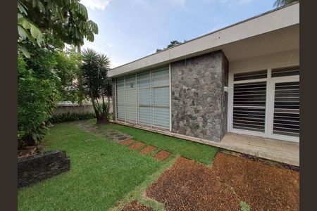 Casa à venda com 750m², 4 quartos e 6 vagas