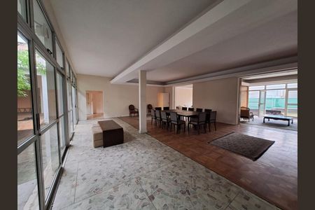 Casa à venda com 750m², 4 quartos e 6 vagas