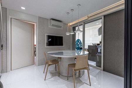 Apartamento à venda com 4 quartos, 647m² em Vila Nova Conceição, São Paulo