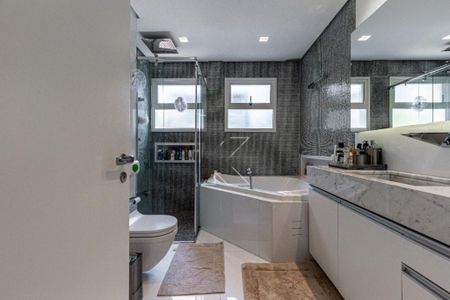 Apartamento à venda com 647m², 4 quartos e 5 vagas