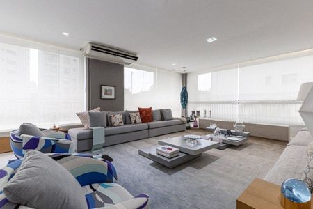 Apartamento à venda com 4 quartos, 647m² em Vila Nova Conceição, São Paulo