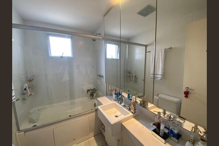 Apartamento à venda com 78m², 1 quarto e 2 vagas