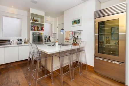 Apartamento à venda com 394m², 3 quartos e 6 vagas