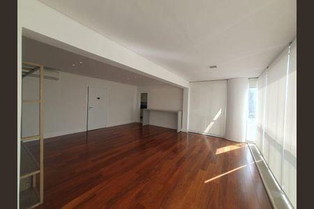 Apartamento à venda com 2 quartos, 125m² em Itaim Bibi, São Paulo