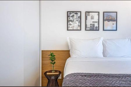 Apartamento à venda com 41m², 1 quarto e sem vaga