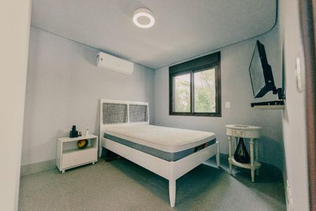 Casa à venda com 4 quartos, 373m² em Alto de Pinheiros, São Paulo