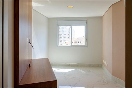 Apartamento à venda com 3 quartos, 220m² em Moema, São Paulo