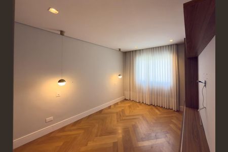Apartamento à venda com 3 quartos, 220m² em Moema, São Paulo