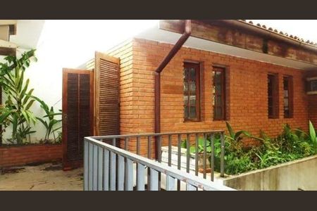 Casa à venda com 340m², 6 quartos e 2 vagas