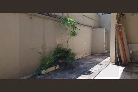 Casa à venda com 6 quartos, 340m² em Vila Nova Conceição, São Paulo