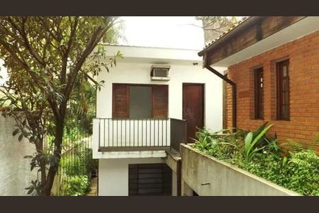 Casa à venda com 340m², 6 quartos e 2 vagas