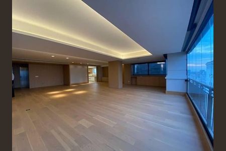 Apartamento à venda com 4 quartos, 402m² em Vila Nova Conceição, São Paulo