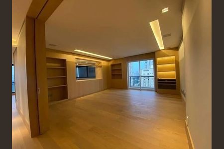 Apartamento à venda com 4 quartos, 402m² em Vila Nova Conceição, São Paulo