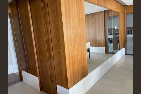 Apartamento à venda com 4 quartos, 250m² em Jardim Vila Mariana, São Paulo