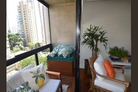 Apartamento à venda com 152m², 3 quartos e 3 vagas
