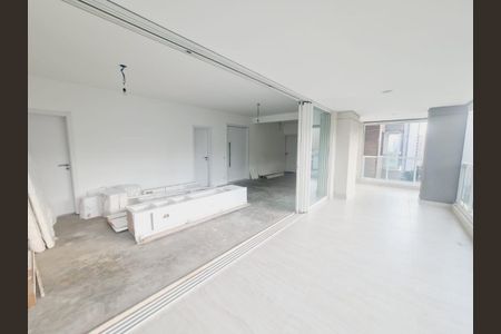 Apartamento à venda com 197m², 4 quartos e 3 vagas
