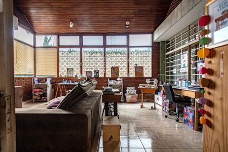 Casa à venda com 3 quartos, 380m² em Planalto Paulista, São Paulo