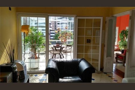 Casa à venda com 4 quartos, 460m² em Jardim Vitoria Regia (Zona Oeste), São Paulo