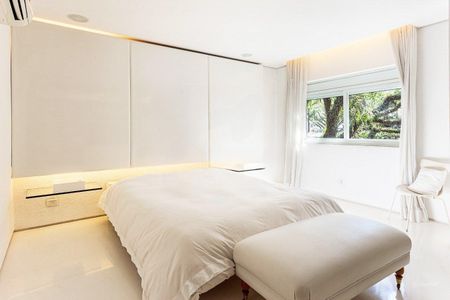 Apartamento à venda com 235m², 3 quartos e 2 vagas