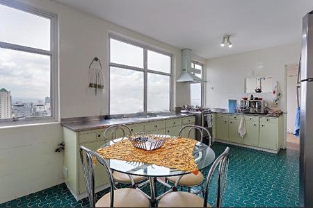 Apartamento à venda com 270m², 3 quartos e 2 vagas