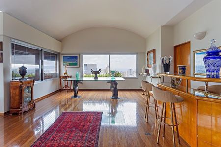 Apartamento à venda com 270m², 3 quartos e 2 vagas