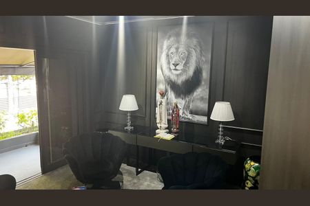 Casa à venda com 370m², 3 quartos e 2 vagas