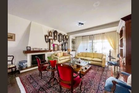 Casa à venda com 4 quartos, 660m² em Jardim Paulista, São Paulo