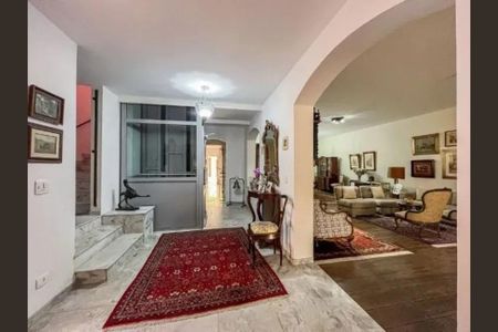 Casa à venda com 4 quartos, 660m² em Jardim Paulista, São Paulo