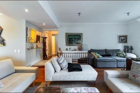 Apartamento à venda com 4 quartos, 193m² em Vila Uberabinha, São Paulo