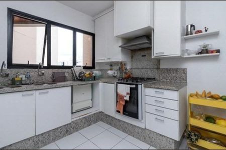 Apartamento à venda com 193m², 4 quartos e 2 vagas