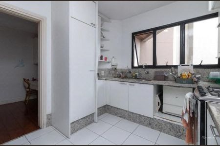 Apartamento à venda com 193m², 4 quartos e 2 vagas