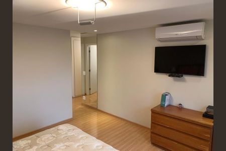 Apartamento à venda com 268m², 3 quartos e 3 vagas