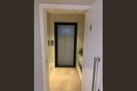 Apartamento à venda com 268m², 3 quartos e 3 vagas