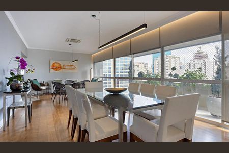 Apartamento à venda com 3 quartos, 245m² em Indianópolis, São Paulo