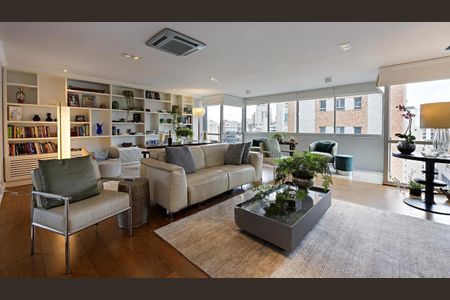 Apartamento à venda com 3 quartos, 245m² em Indianópolis, São Paulo