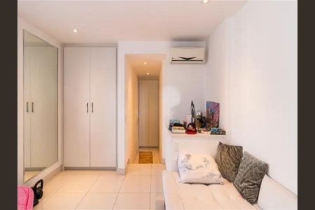 Apartamento à venda com 2 quartos, 144m² em Itaim Bibi, São Paulo