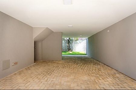 Casa de Condomínio à venda com 3 quartos, 225m² em Vila Madalena, São Paulo