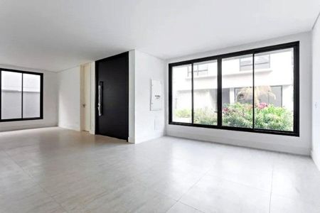 Casa de Condomínio à venda com 4 quartos, 856m² em Chácara Santo Antônio, São Paulo