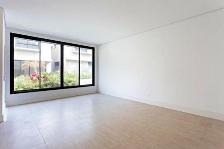 Casa de Condomínio à venda com 4 quartos, 856m² em Chácara Santo Antônio, São Paulo