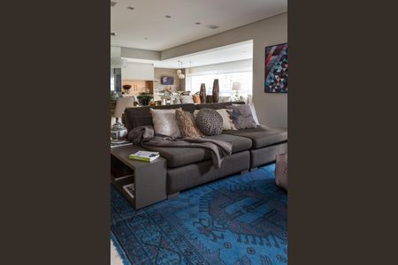 Apartamento à venda com 3 quartos, 157m² em Vila Nova Conceição, São Paulo