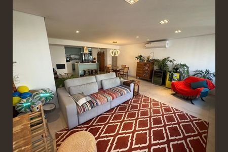 Apartamento à venda com 3 quartos, 130m² em Campo Belo, São Paulo