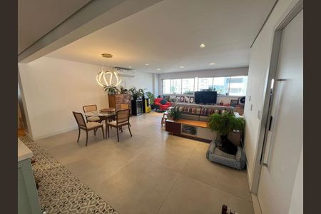 Apartamento à venda com 3 quartos, 130m² em Campo Belo, São Paulo