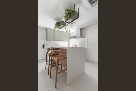 Apartamento à venda com 3 quartos, 243m² em Vila Nova Conceição, São Paulo